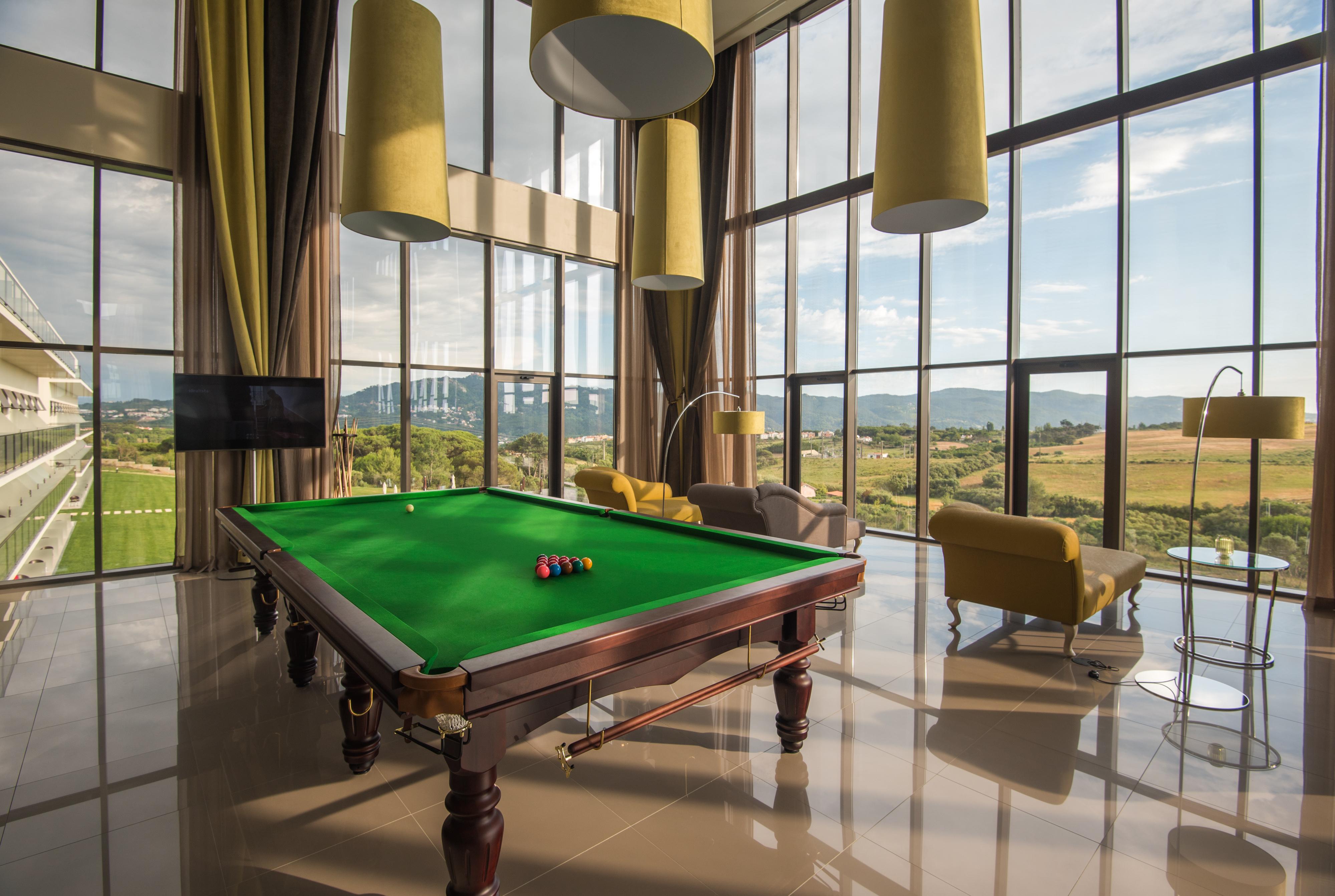 Vila Gale Sintra Bagian luar foto A pool table