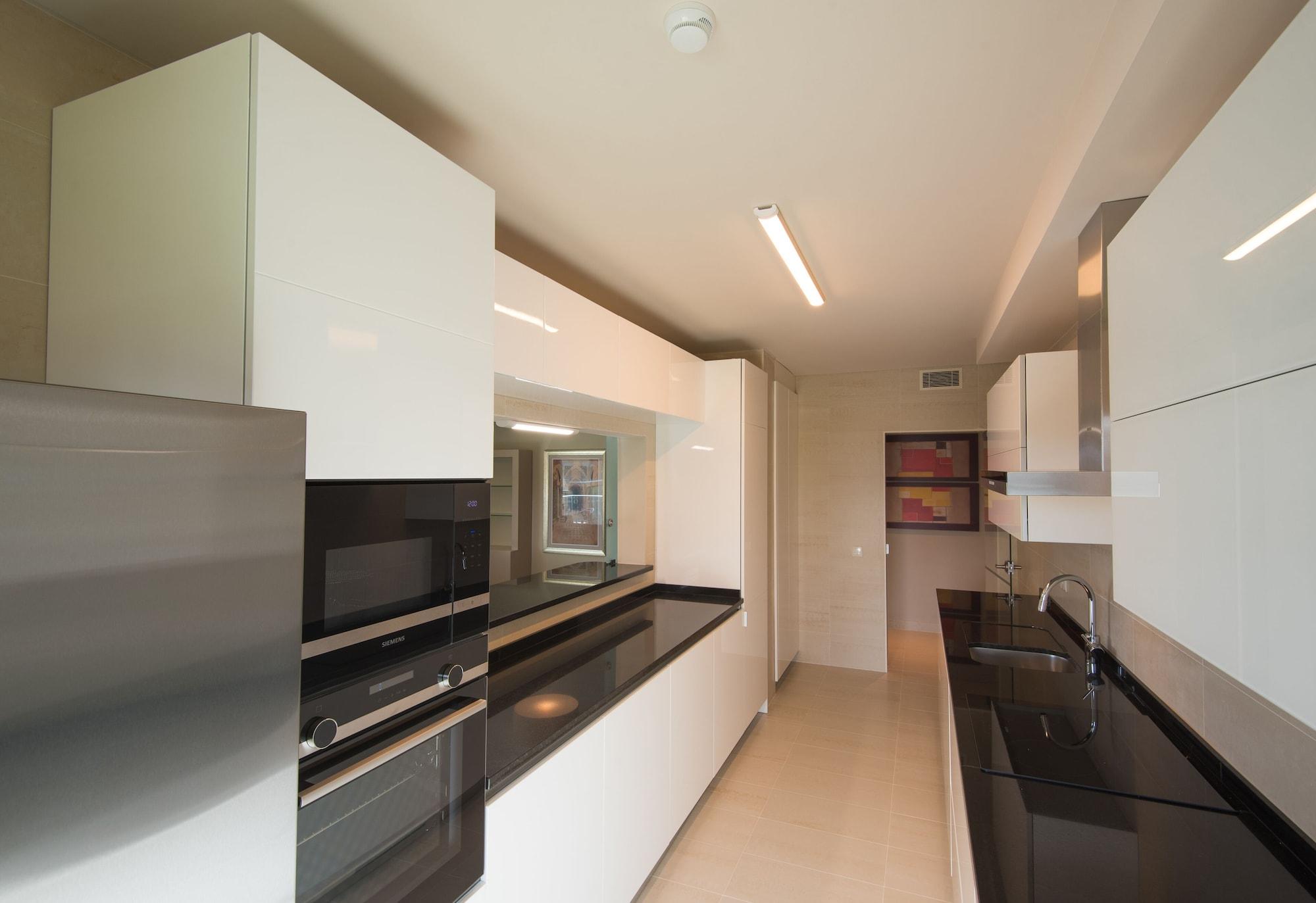 Vila Gale Sintra Bagian luar foto A modern kitchen