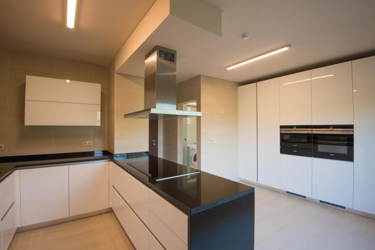 Vila Gale Sintra Bagian luar foto A modern kitchen